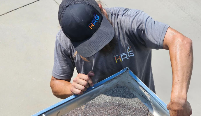 Gutter maintenance service