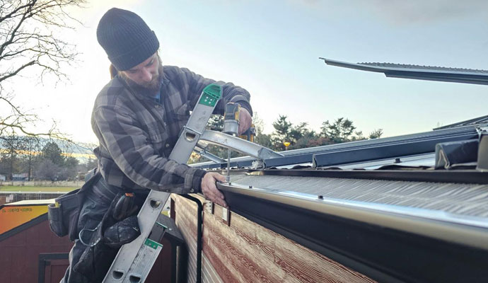 Gutter guard repairing service