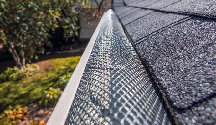 Installed reverse curve gutter guard