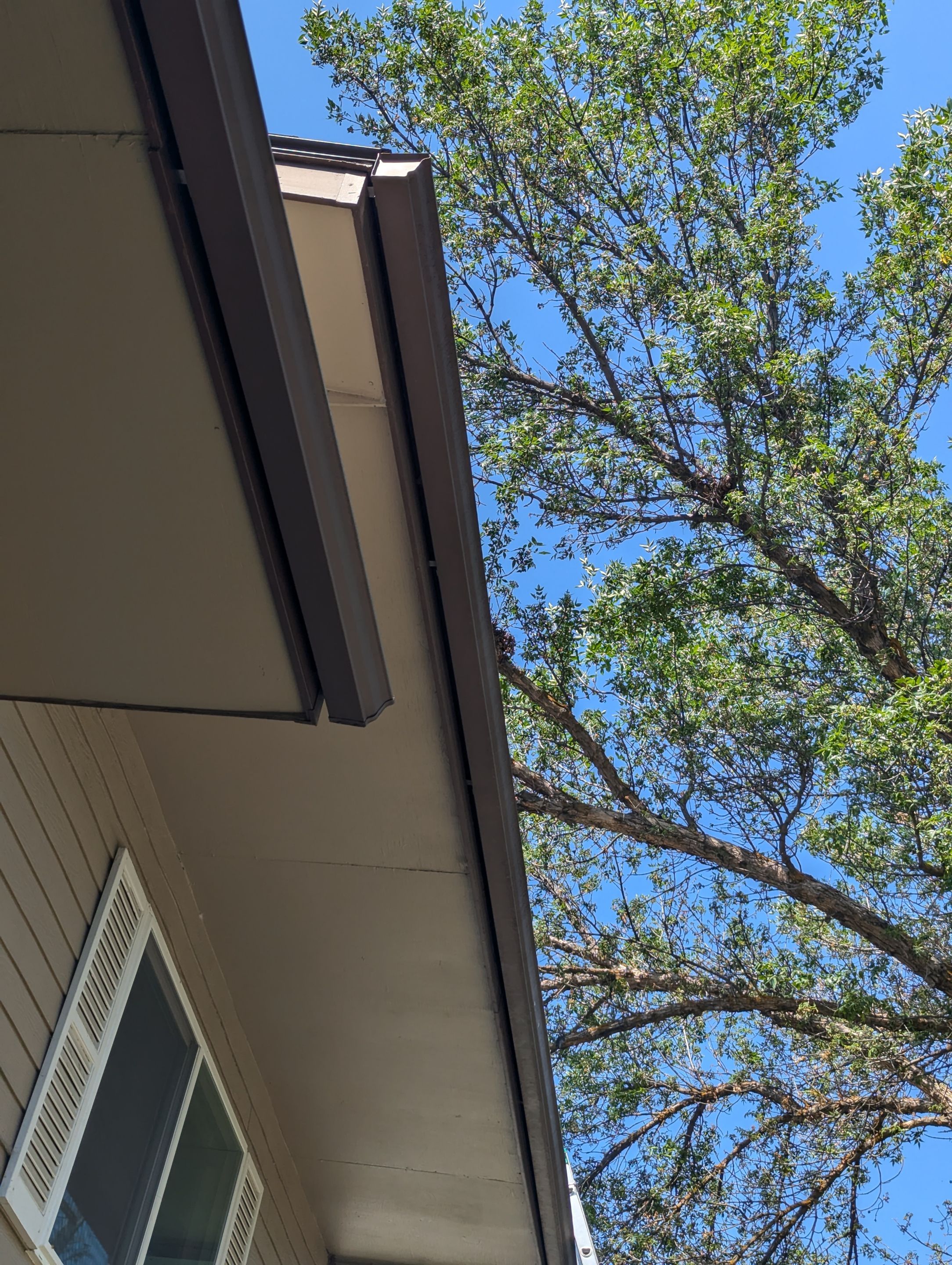 Seamless Gutter Installation