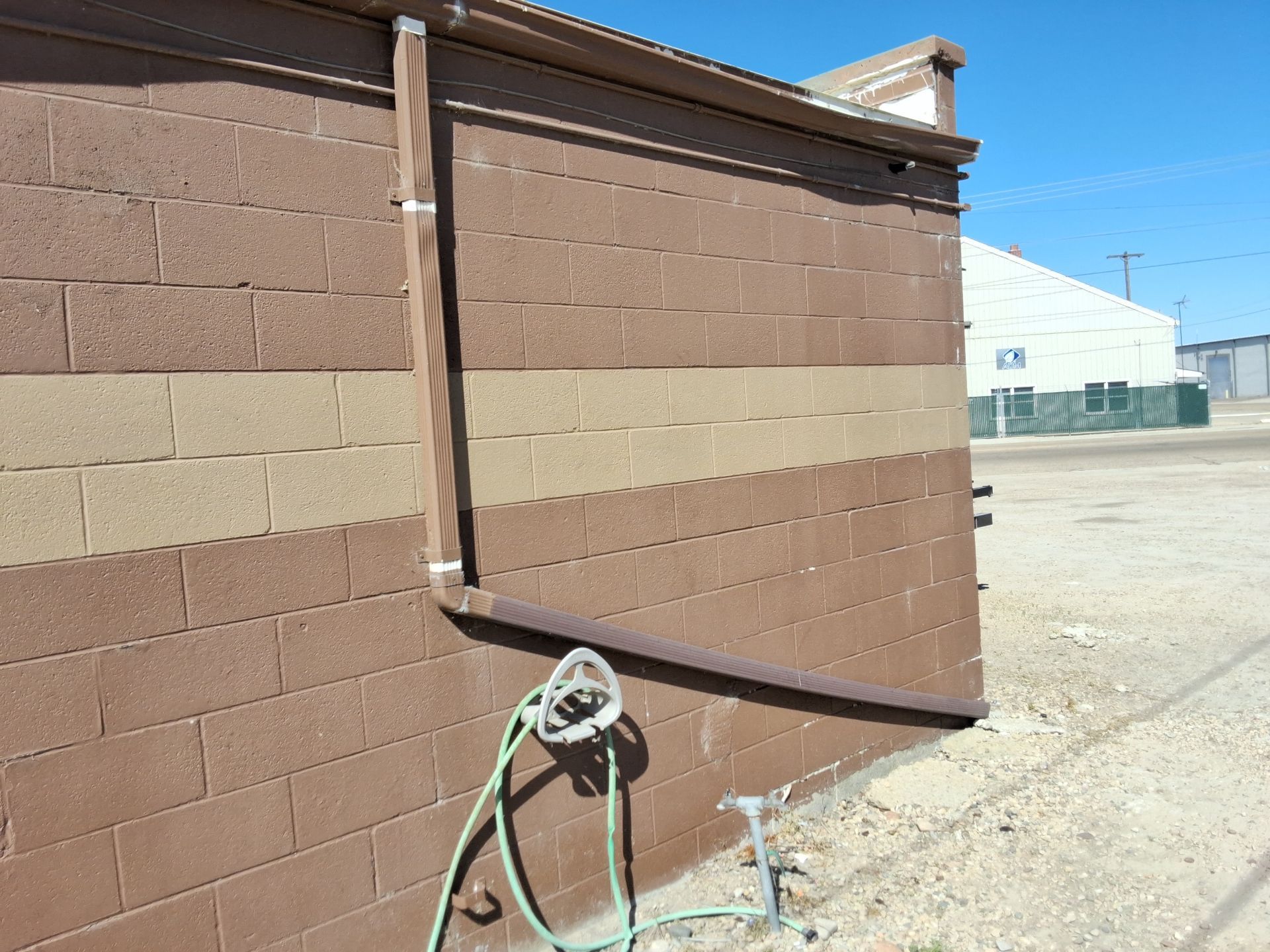 Aluminum downspout