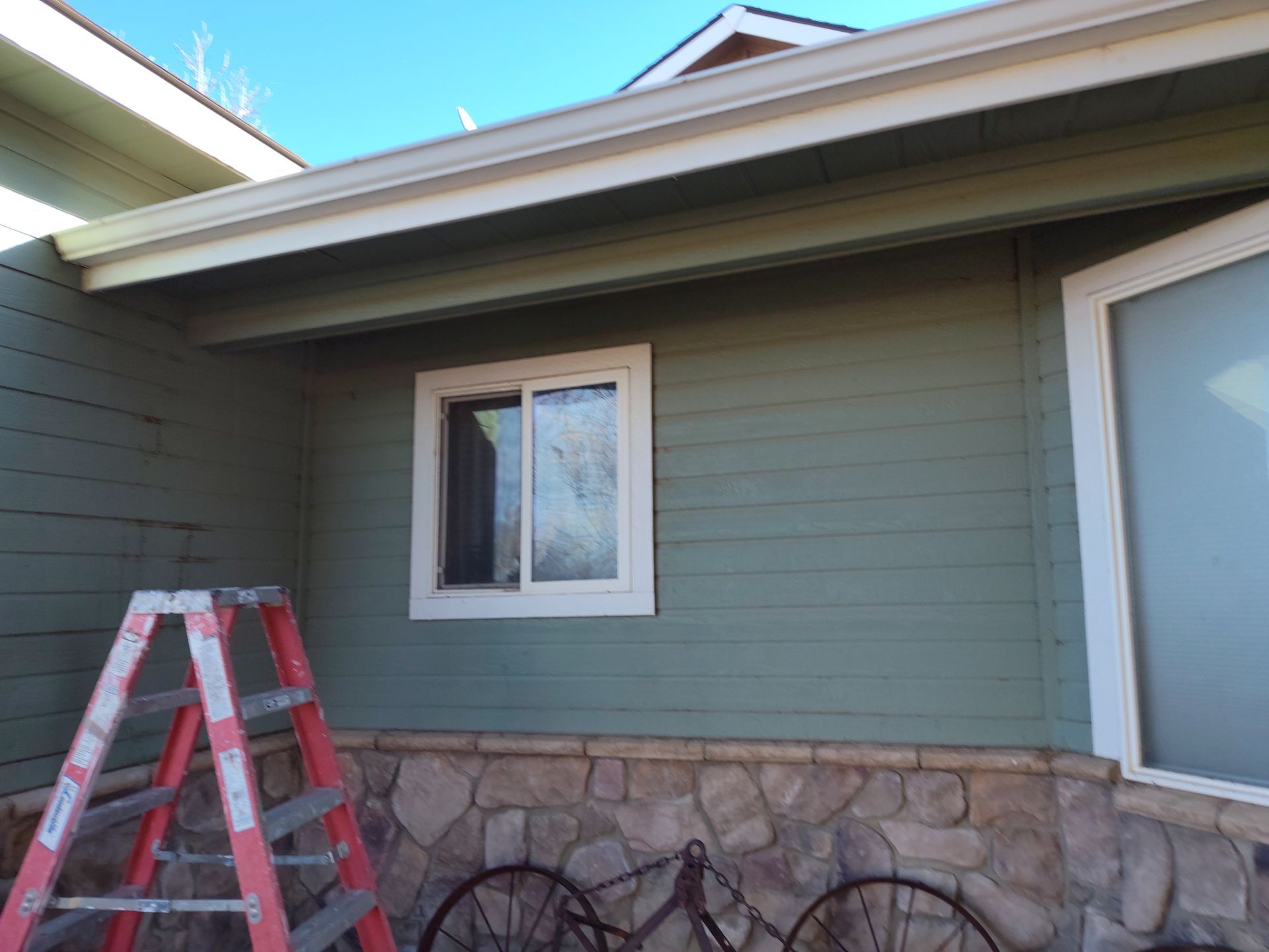 Seamless Gutter Installation